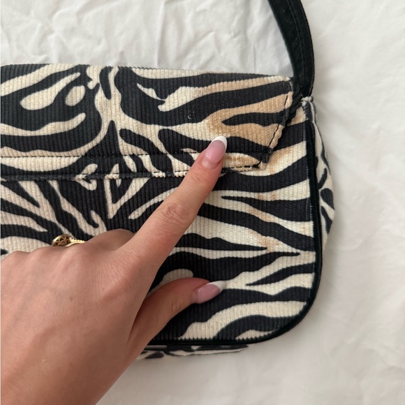 Glassons Zebra Print Women's Bag - Picture 4 of 8
